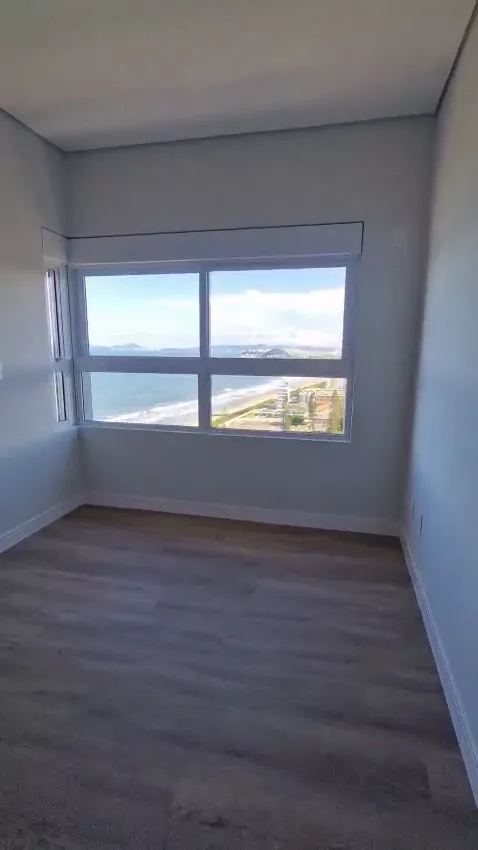 Barra View Residences — Quarto com vista para o mar